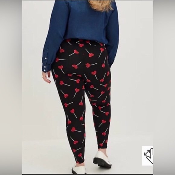 🌷NWT TORRID 2X or 3X RED HEART LOLLIPOPS PANTS - Picture 3 of 8